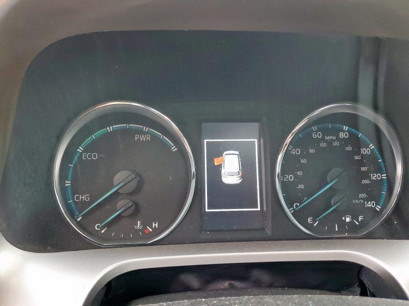 2016 TOYOTA RAV4 HV XL JTMRJREV0GD052471