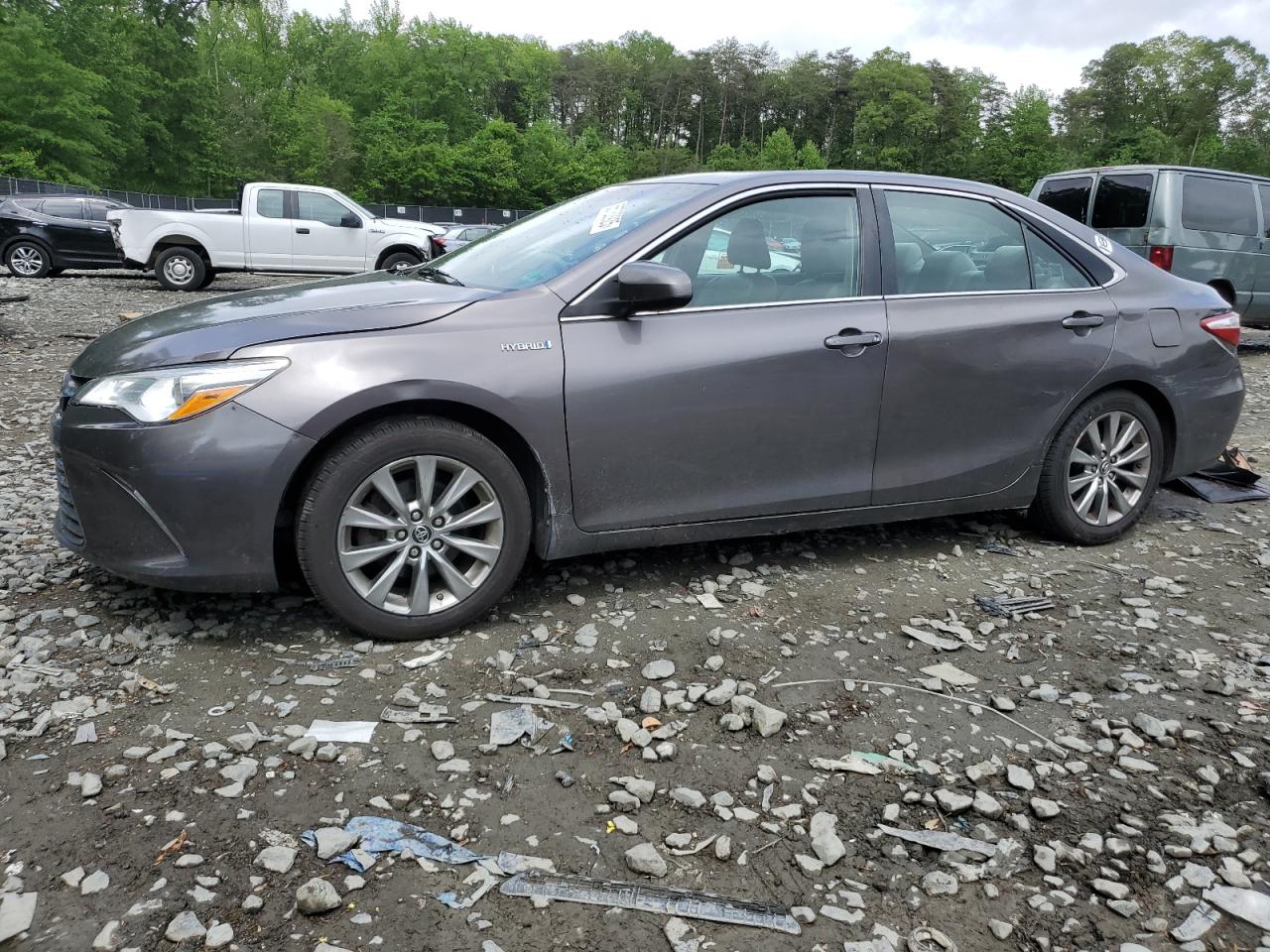 TOYOTA CAMRY HYBRID