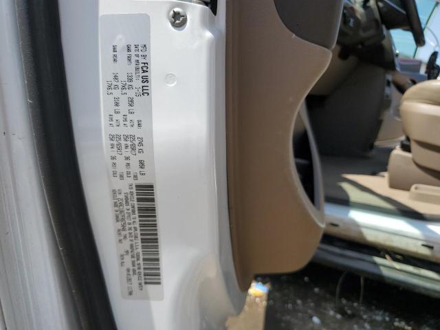 2015 CHRYSLER TOWN & COU - 2C4RC1BG7FR675048