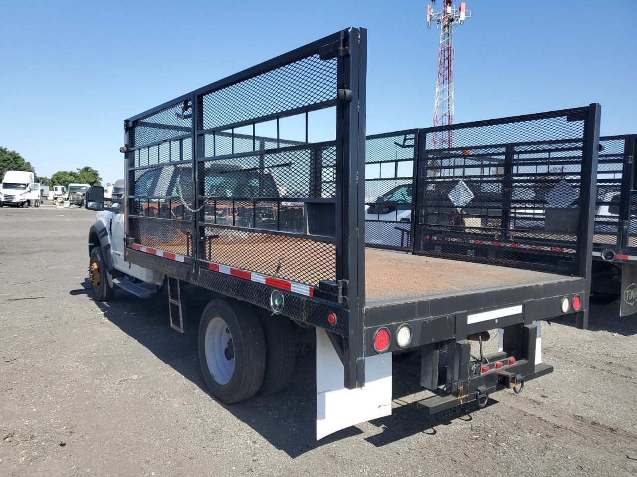 FORD F-550 SUPER DUTY