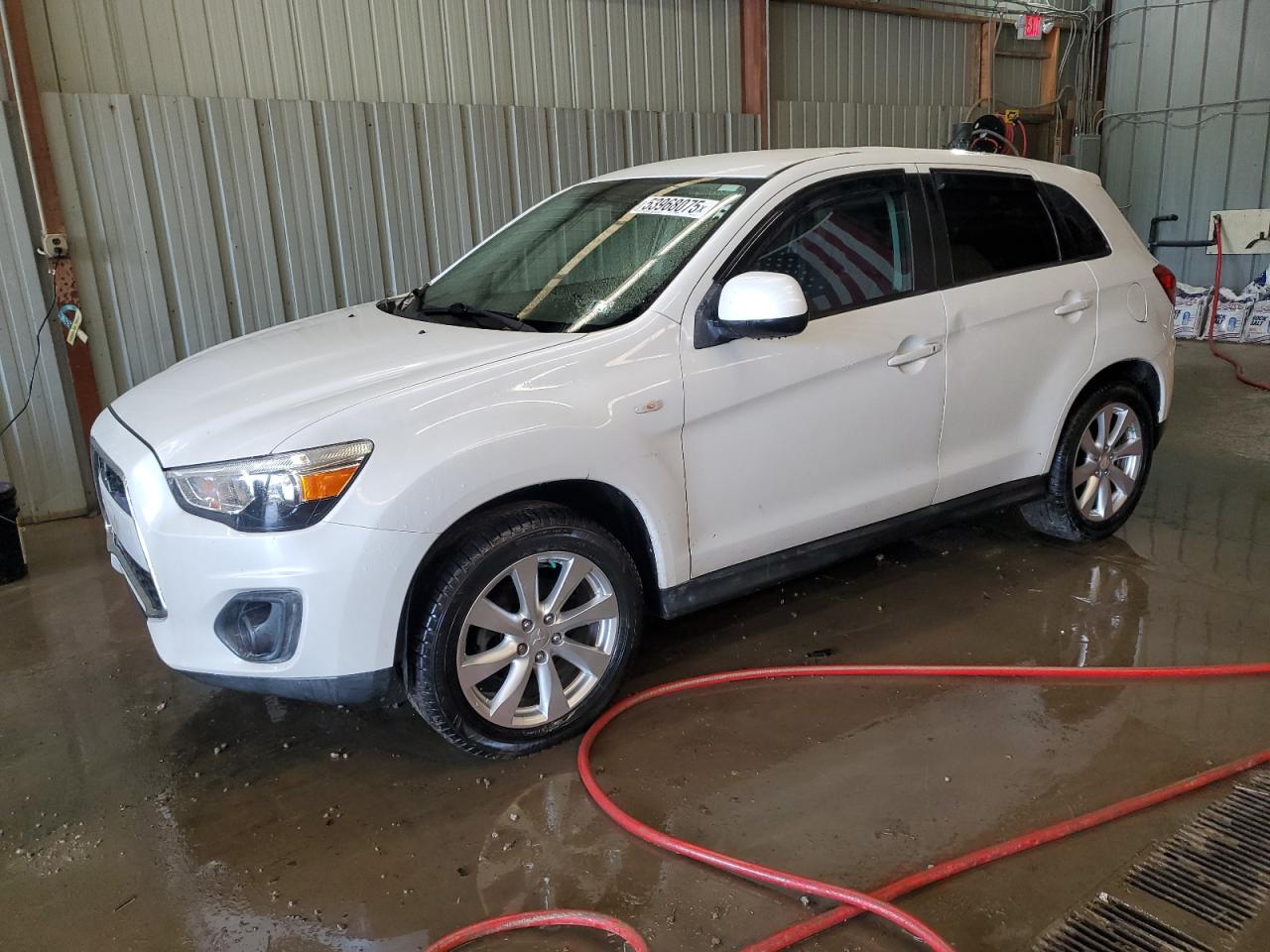 MITSUBISHI OUTLANDER ES