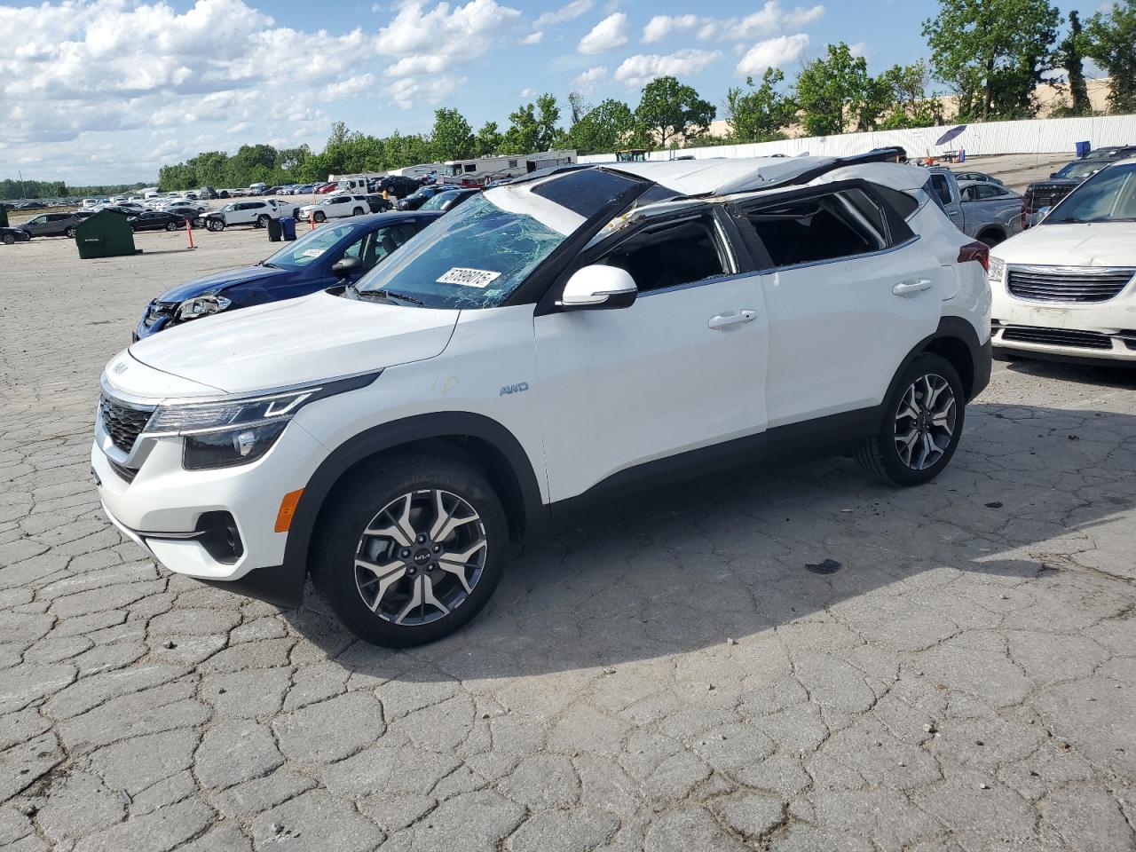 KIA SELTOS EX