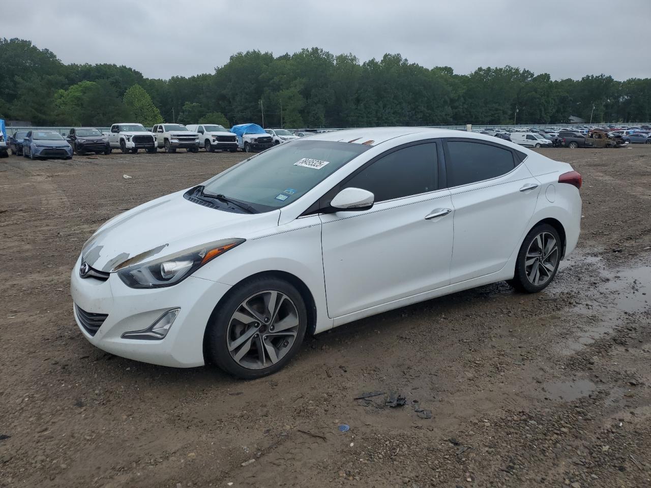 HYUNDAI ELANTRA SE