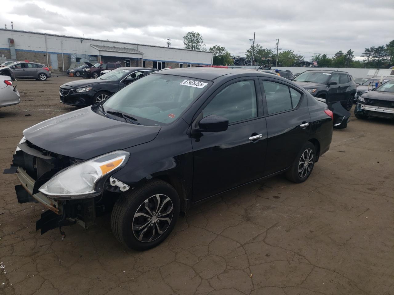 NISSAN VERSA S