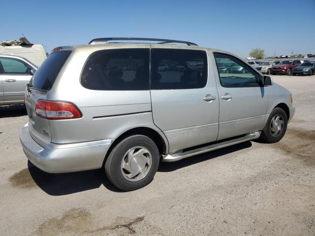 TOYOTA SIENNA LE 2003 silver  gas 4T3ZF13C03U540935 photo #4