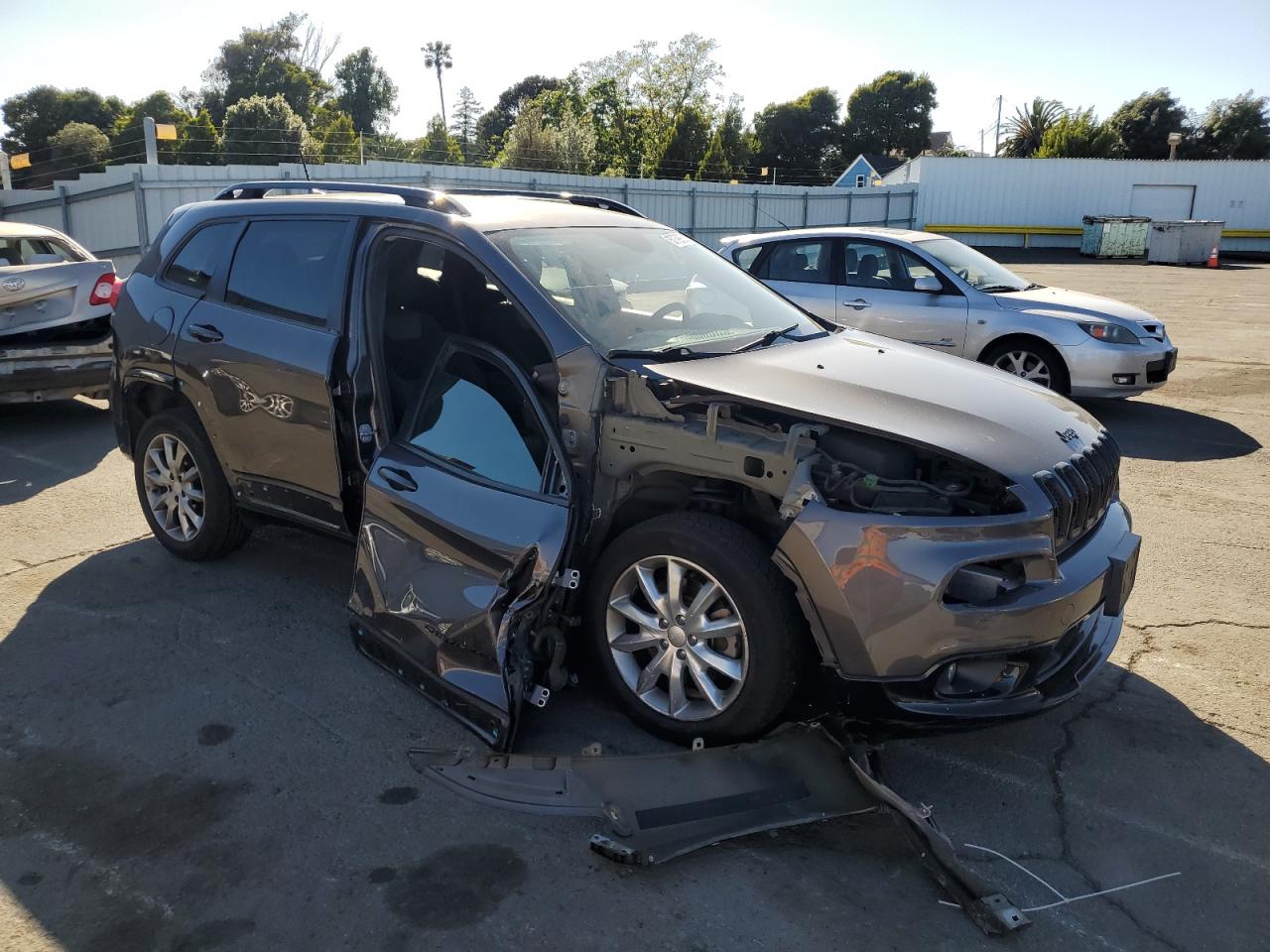 JEEP GRAND CHEROKEE LATITUDE