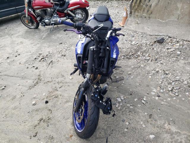 YAMAHA MT07 2023 blue  gas JYARM32E3PA007126 photo #3