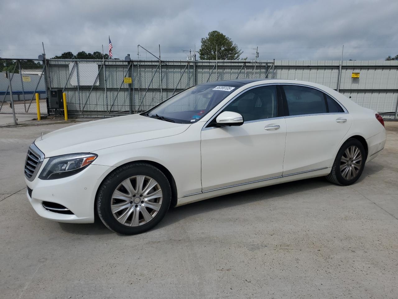 MERCEDES-BENZ S-CLASS 550