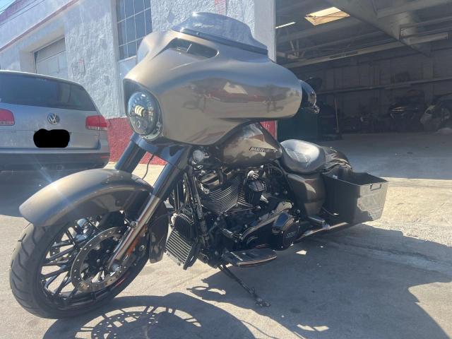 HARLEY-DAVIDSON FLHXSE 2021 green  Gasoline 1HD1PXL16MB955567 photo #3