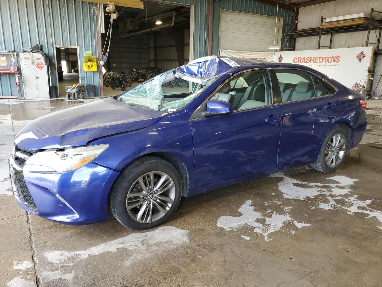 TOYOTA CAMRY LE