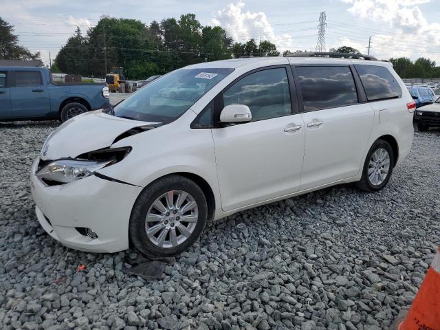TOYOTA SIENNA XLE