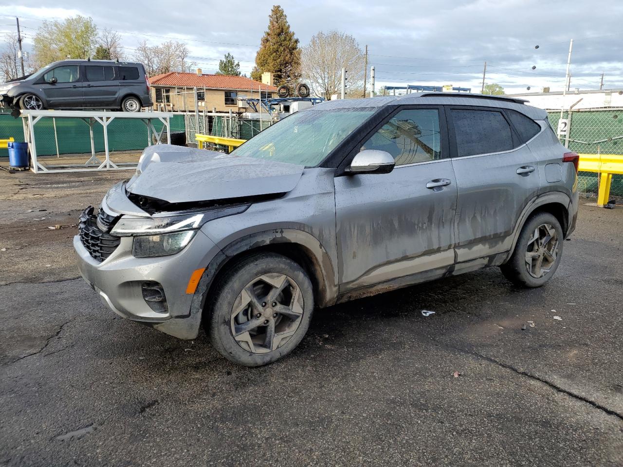 KIA SELTOS EX