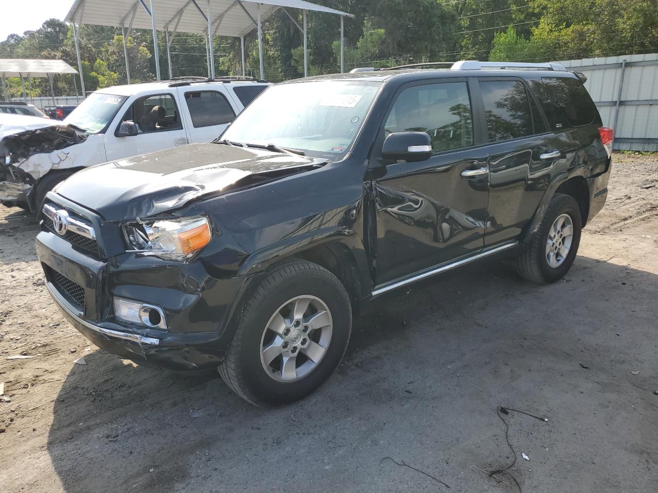 TOYOTA 4RUNNER SR5