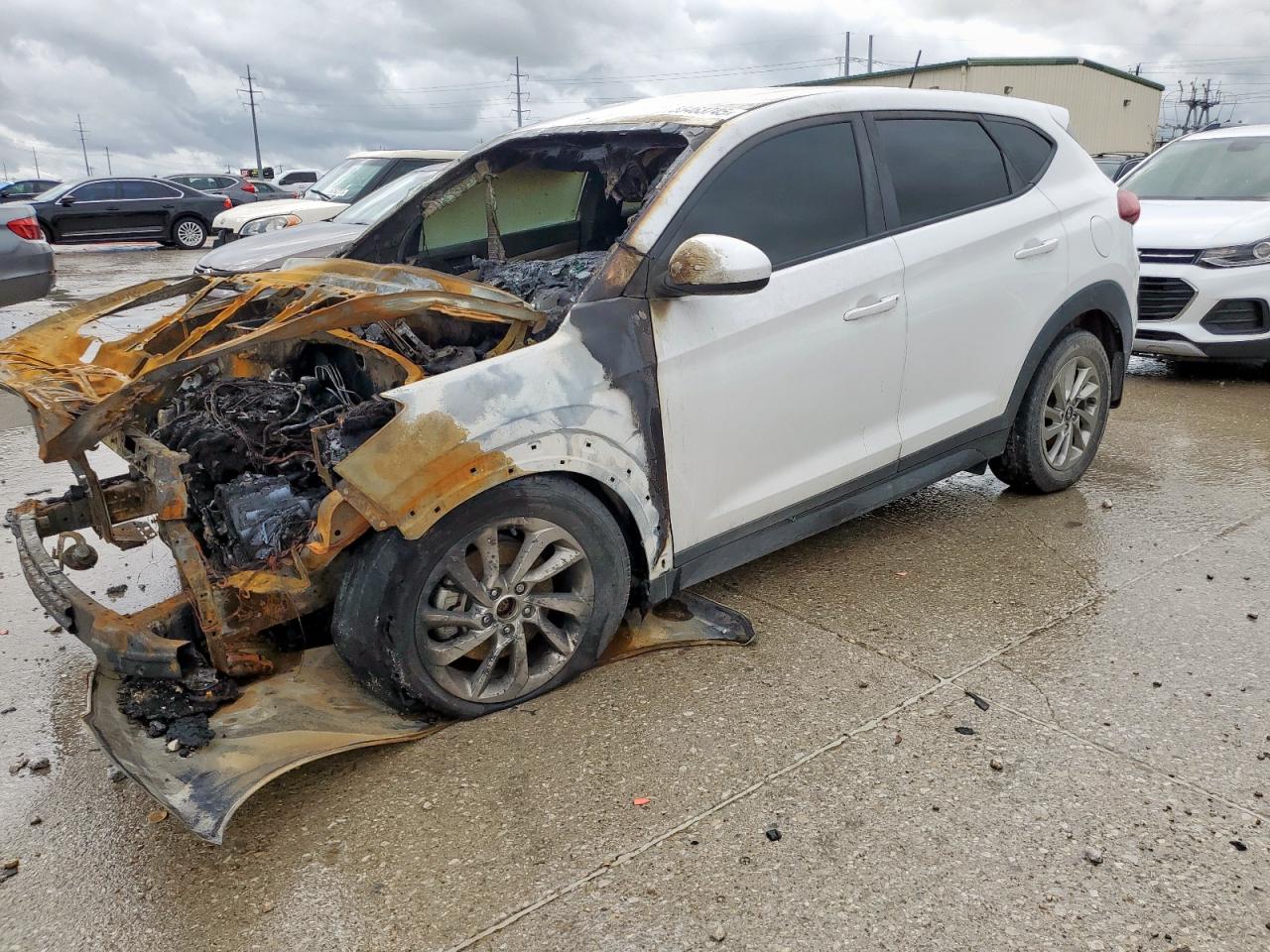 HYUNDAI TUCSON SE