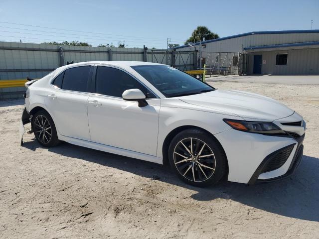 Vin: 4t1g11ak8mu406426, lot: 57349665, toyota camry se 20214