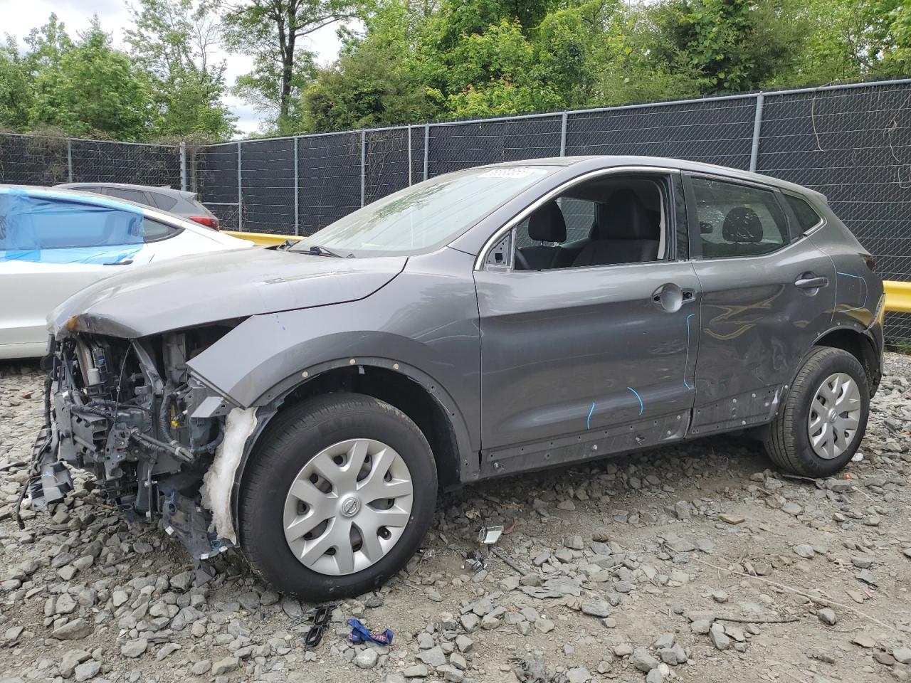 NISSAN ROGUE SPORT S
