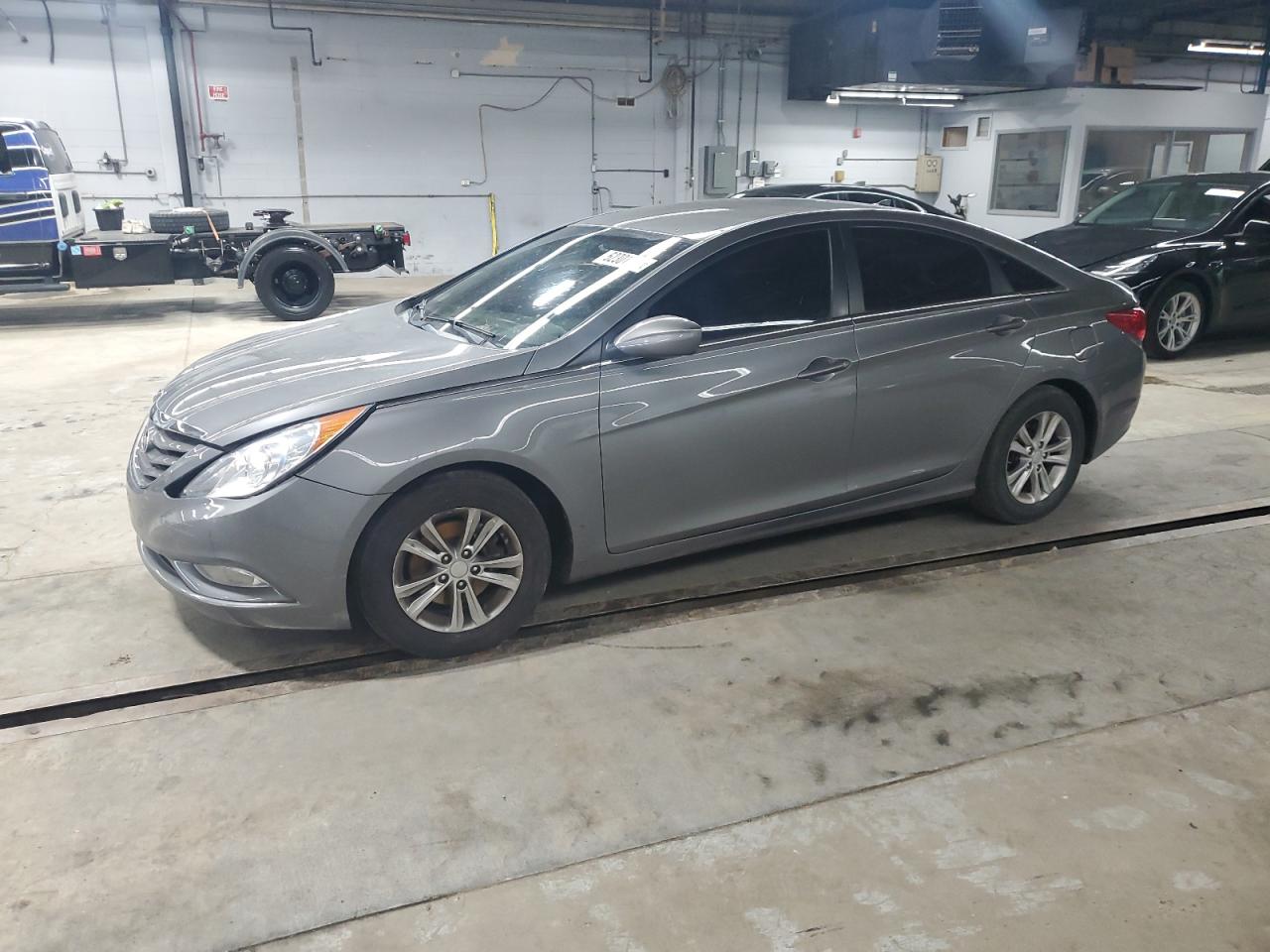 HYUNDAI SONATA GLS