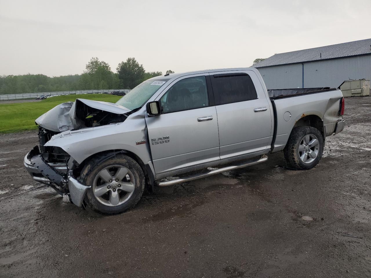 RAM 1500 SLT