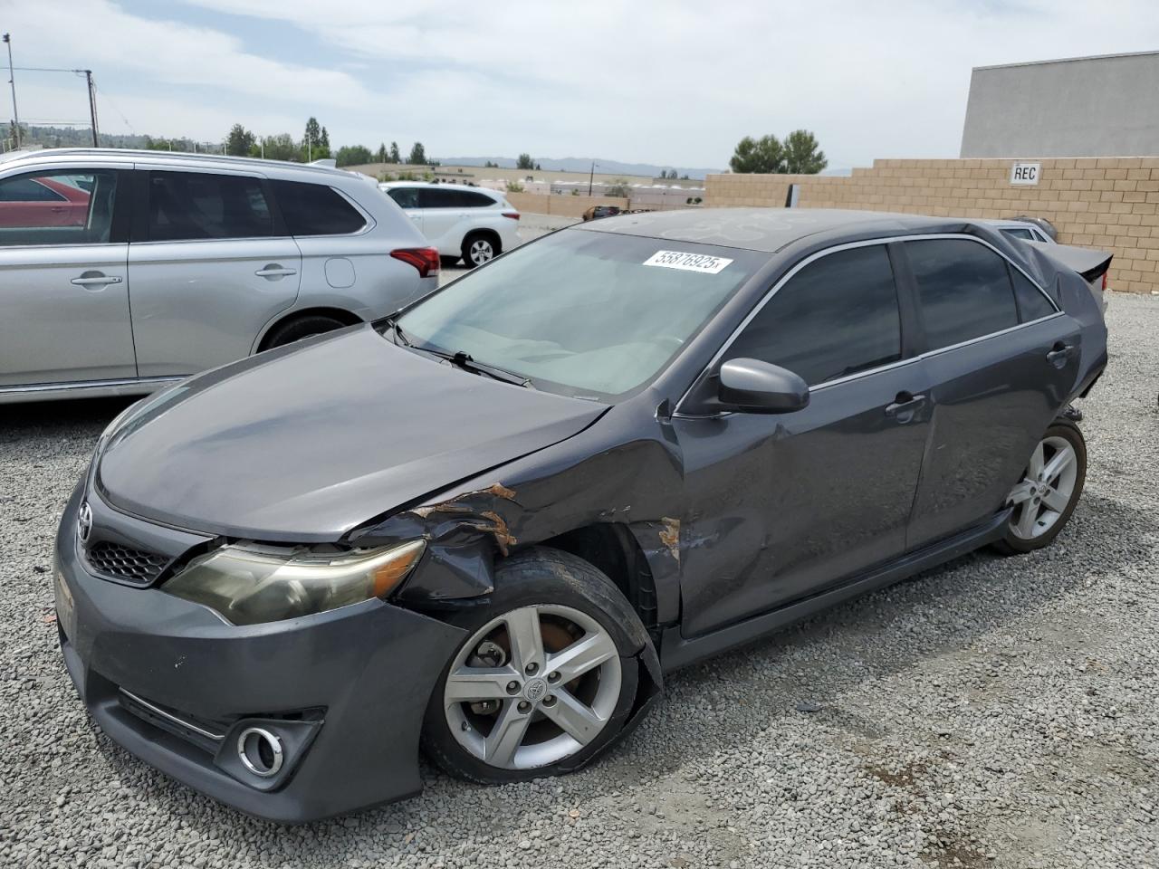 TOYOTA CAMRY L