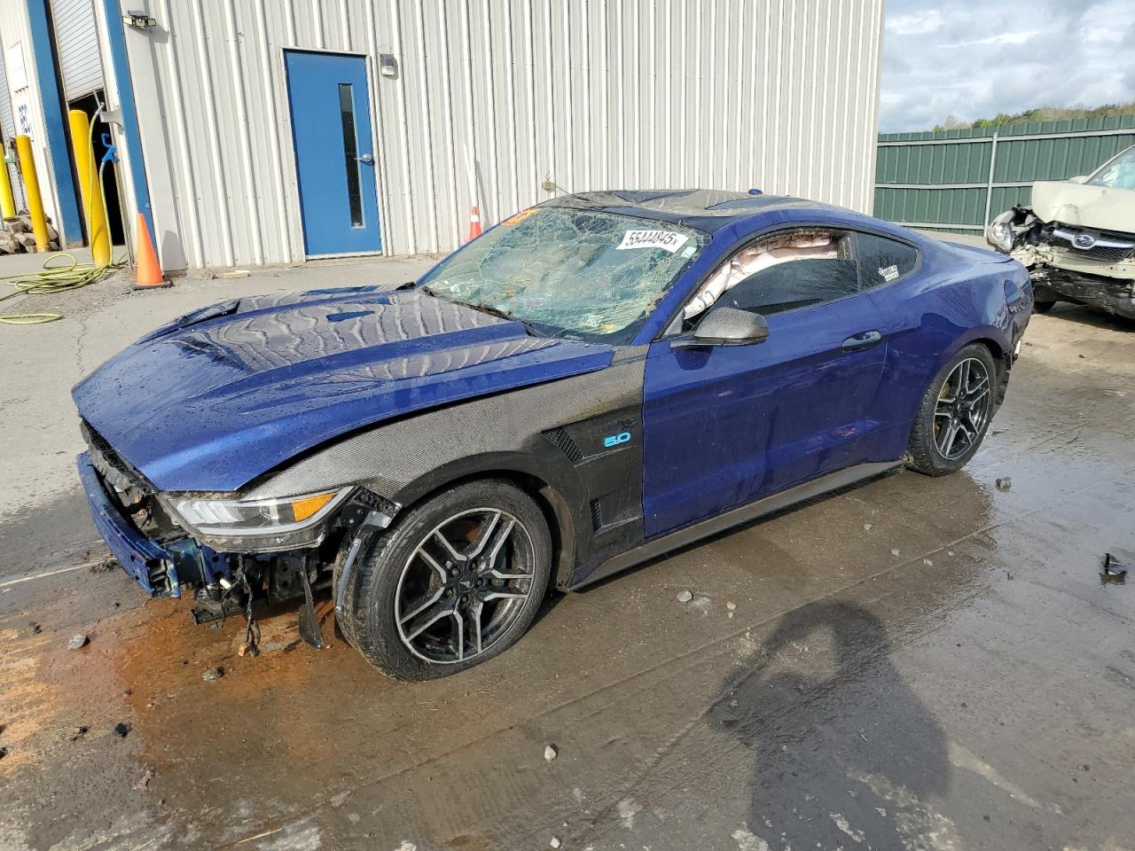 FORD MUSTANG GT