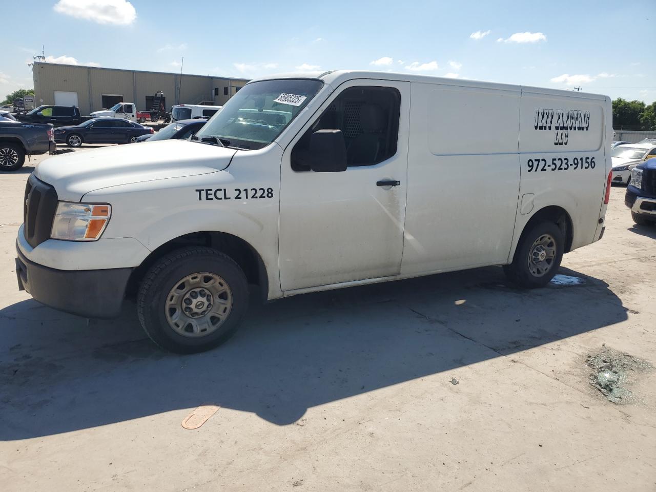 Lot #3302891899 2015 NISSAN NV 1500