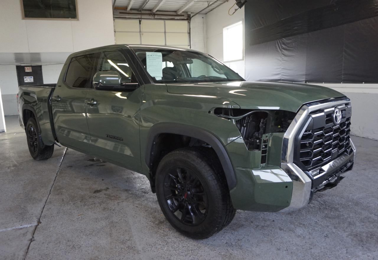 TOYOTA TUNDRA CREWMAX SR5