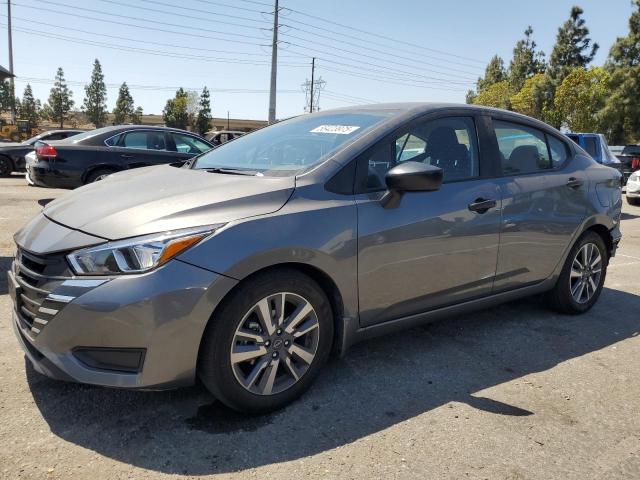 NISSAN VERSA S