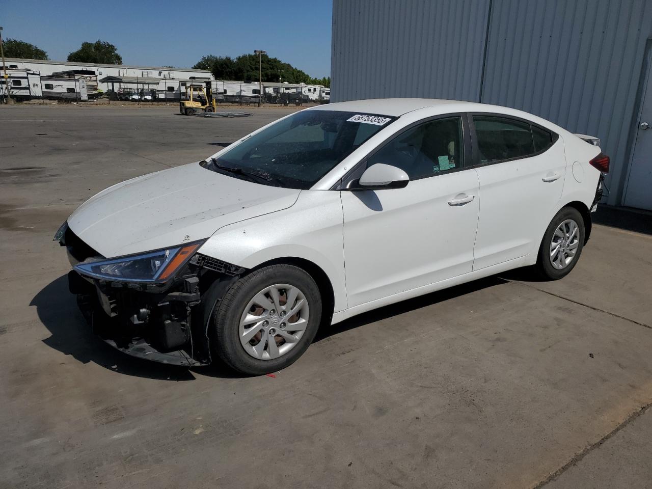 HYUNDAI ELANTRA SE