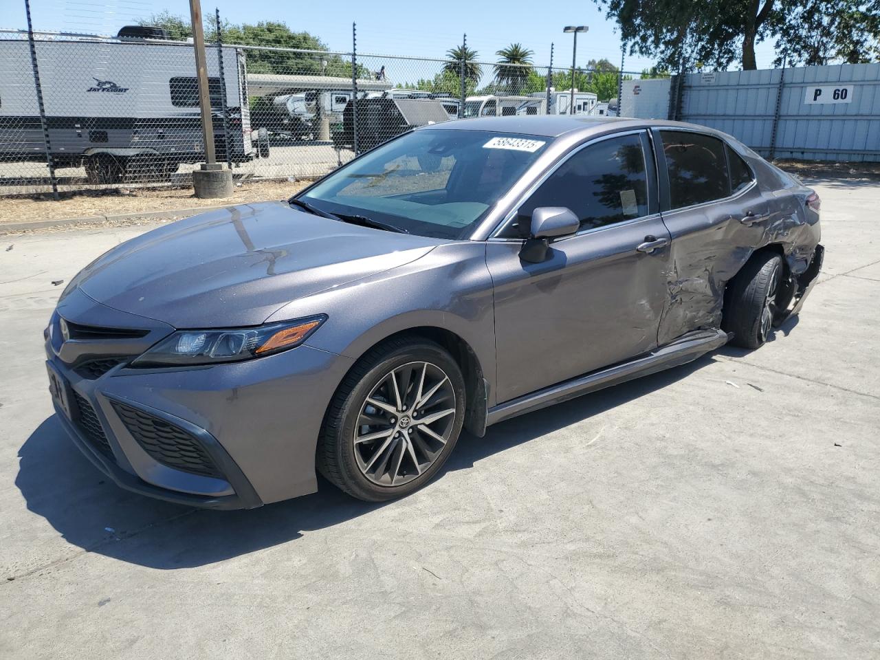 TOYOTA CAMRY SE