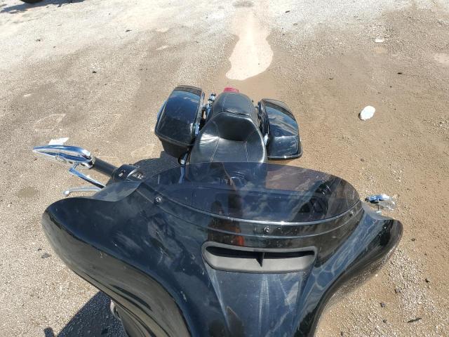 2019 HARLEY-DAVIDSON FLHT 1HD1FVC22KB677277