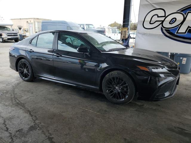 Vin: 4t1g11ak2nu050850, lot: 58044645, toyota camry se 20224