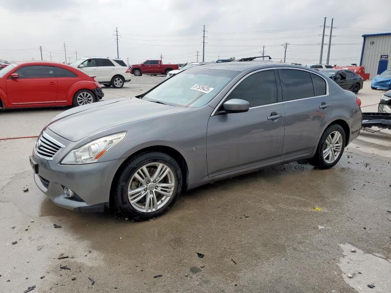 INFINITI Q40