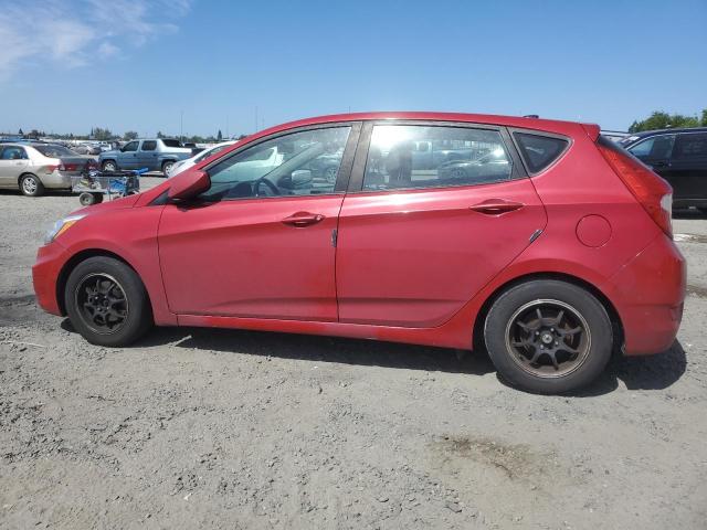 HYUNDAI ACCENT SE 2017 red hatchbac gas KMHCT5AE9HU342235 photo #3