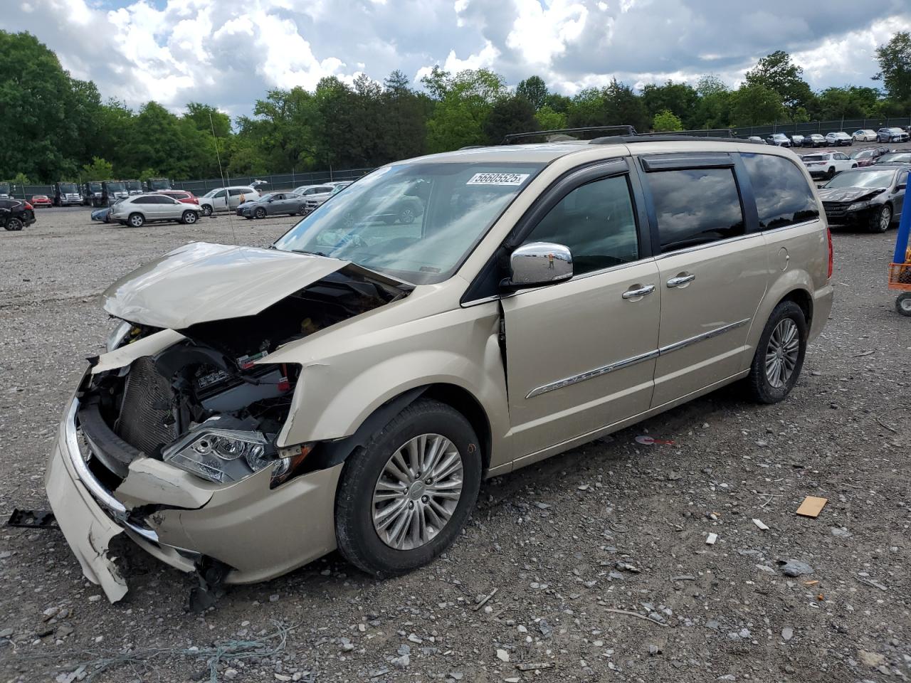  Salvage Chrysler Minivan