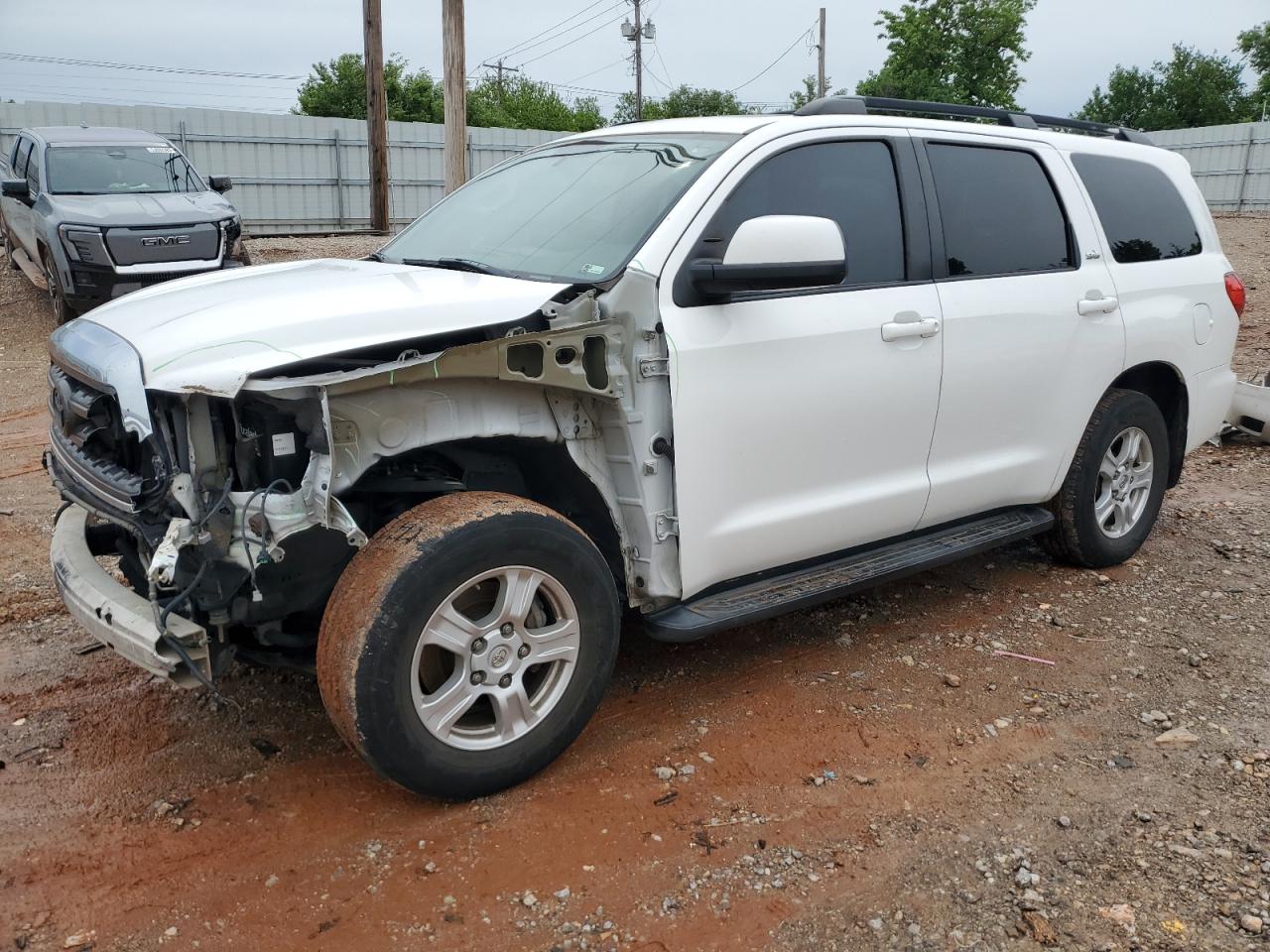 TOYOTA SEQUOIA SR5