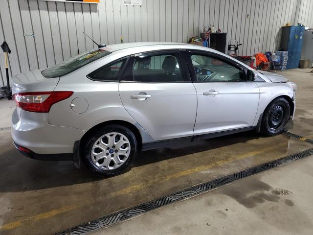 Vin: 1fahp3f2xcl118705, lot: 58001915, ford focus se 20123
