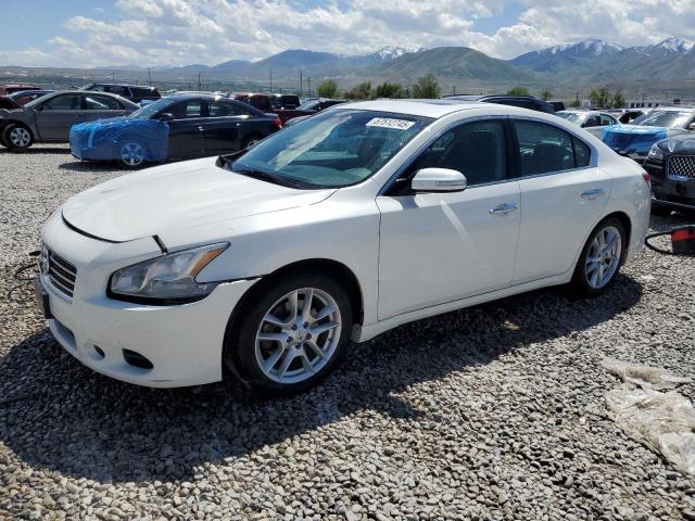 NISSAN MAXIMA S