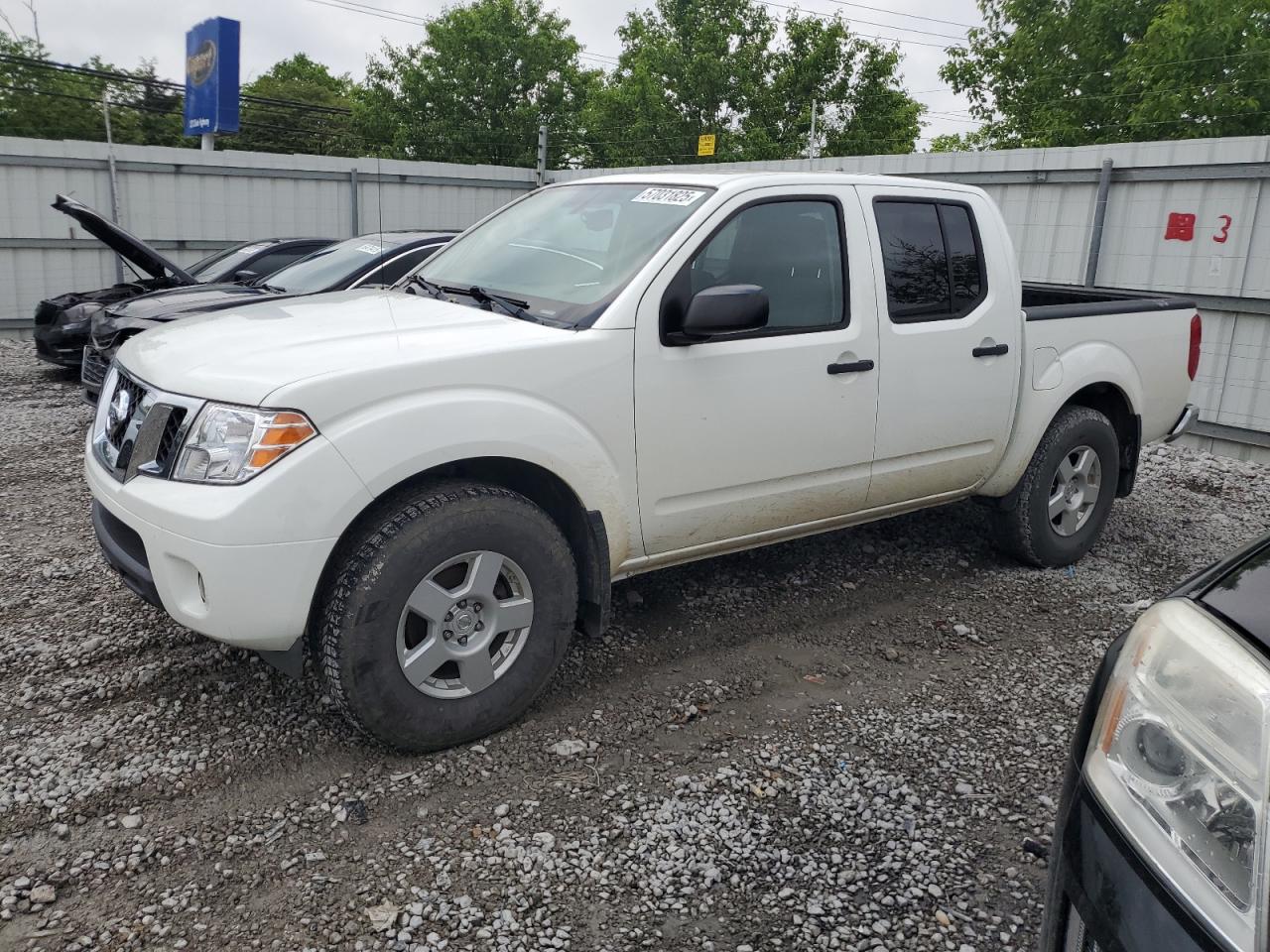 NISSAN FRONTIER SV