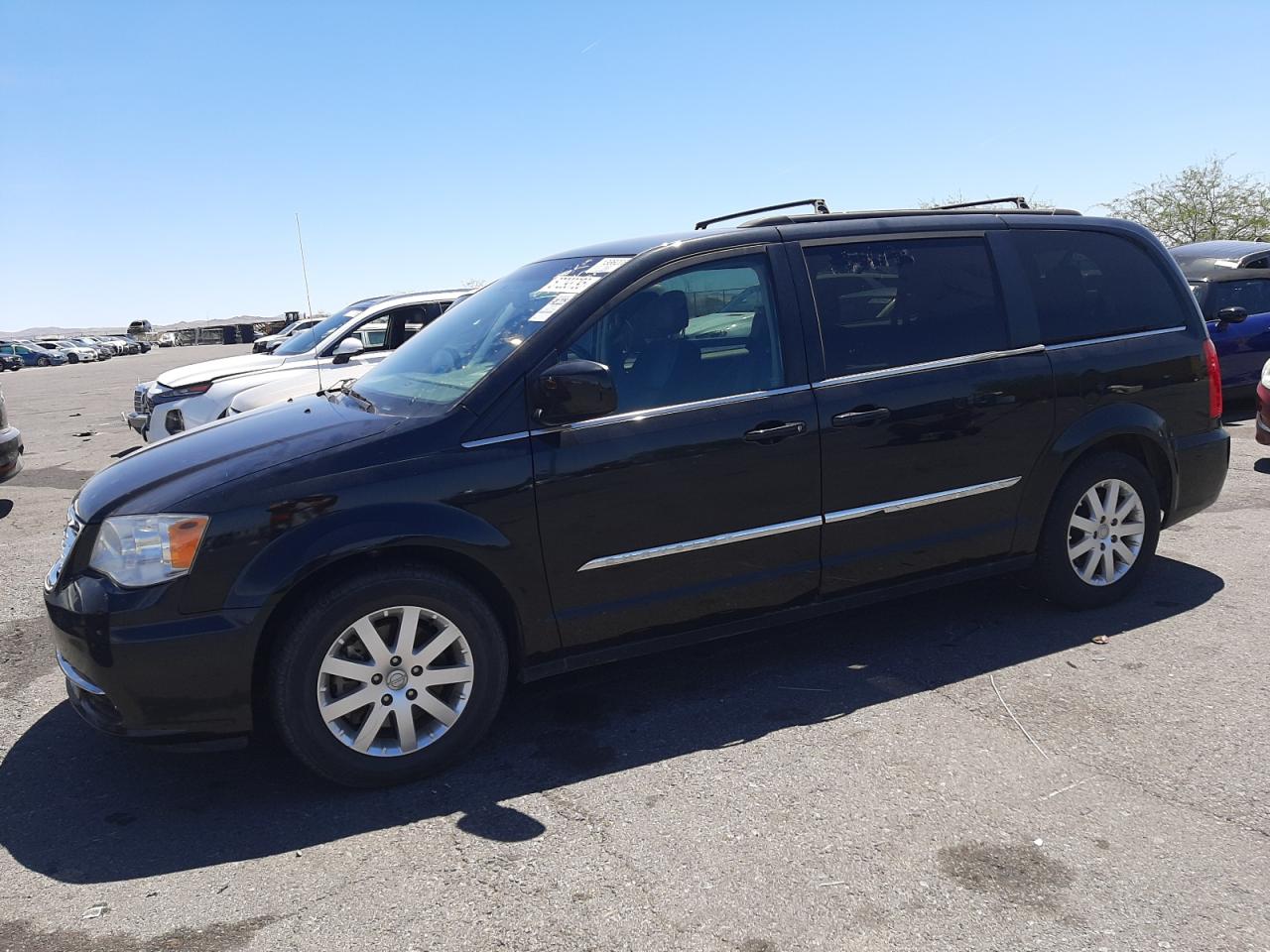 CHRYSLER TOWN & COUNTRY TOURING
