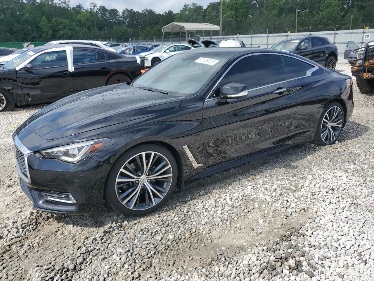 INFINITI Q60 PREMIUM