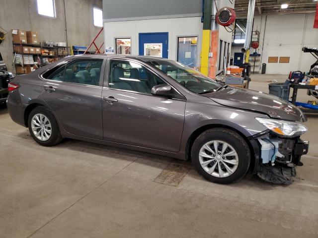 Vin: 4t4bf1fk5fr503208, lot: 57595235, toyota camry le 20154