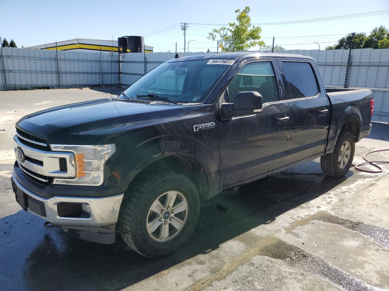 FORD F-150 SUPERCREW
