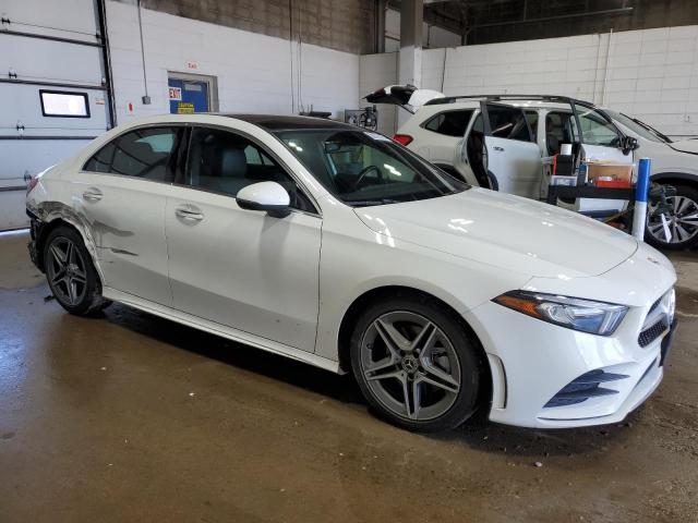 2022 MERCEDES-BENZ A 220 4MAT W1K3G4FB7NJ361144