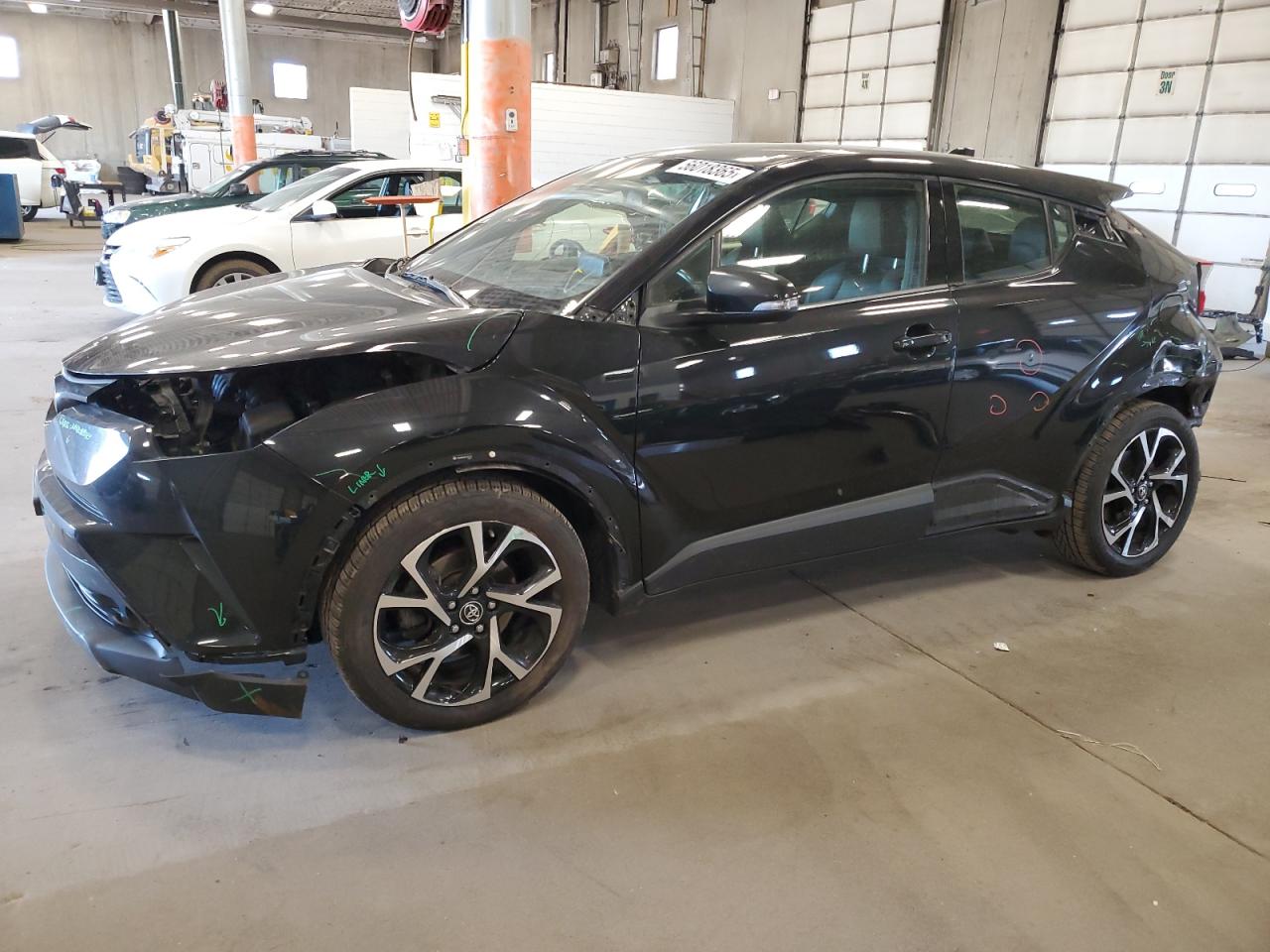 TOYOTA C-HR XLE