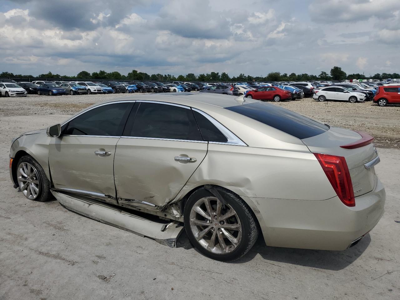 CADILLAC XTS LUXURY COLLECTION