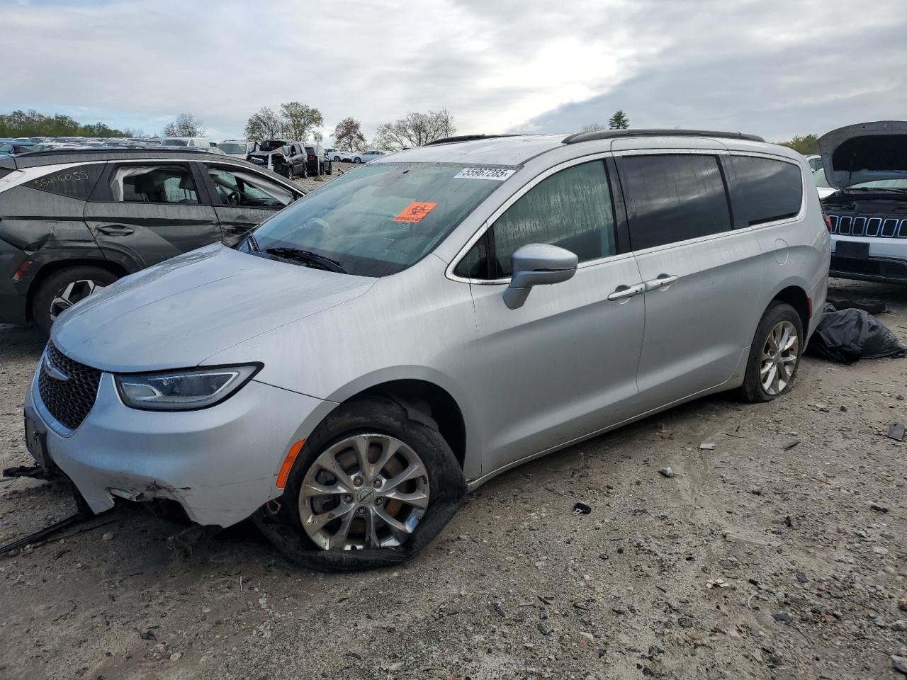 CHRYSLER PACIFICA TOURING L