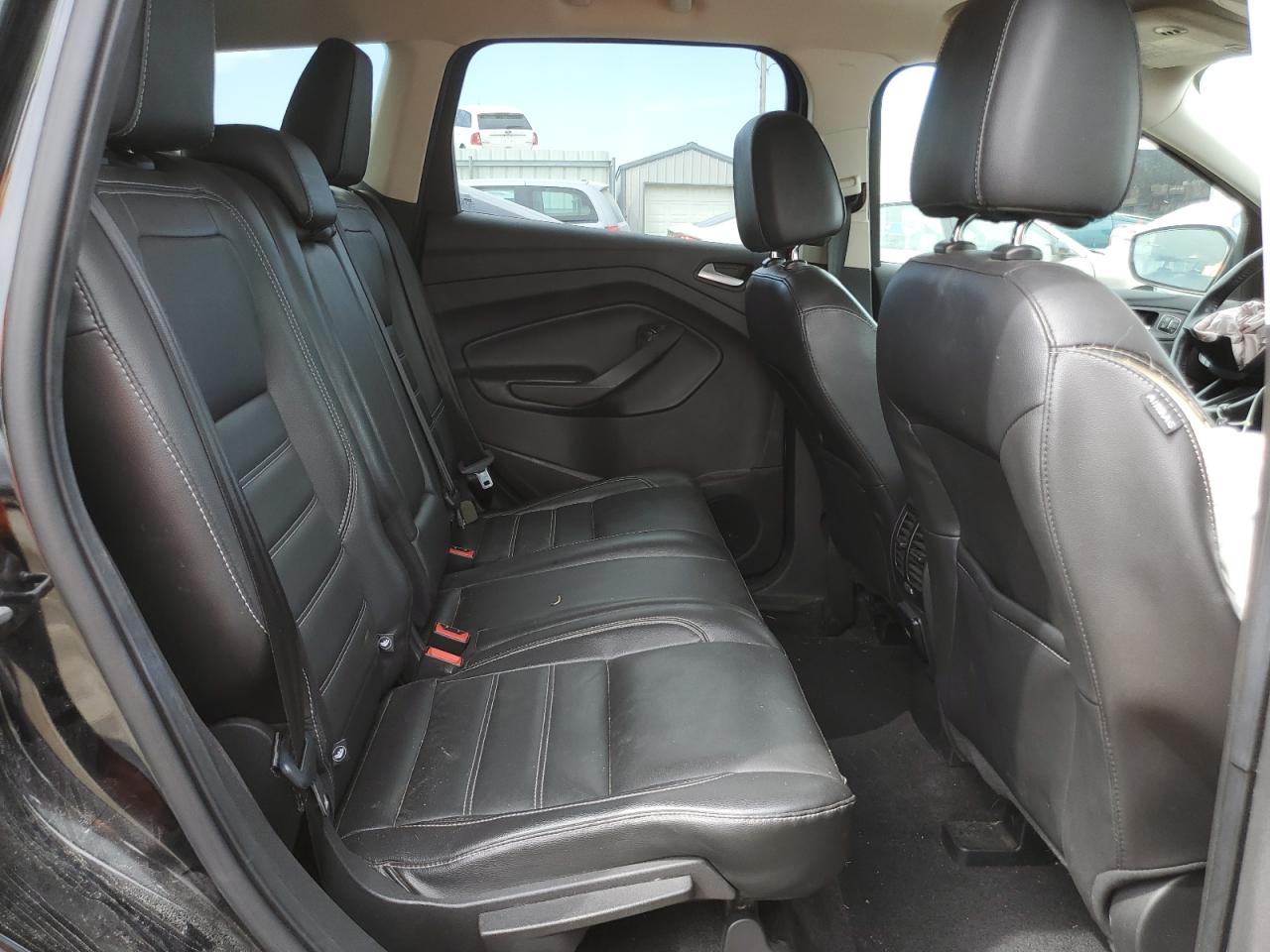 FORD ESCAPE TITANIUM