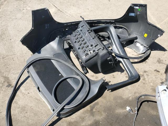 2024 TESLA MODEL Y - 7SAYGAEE5RF120693