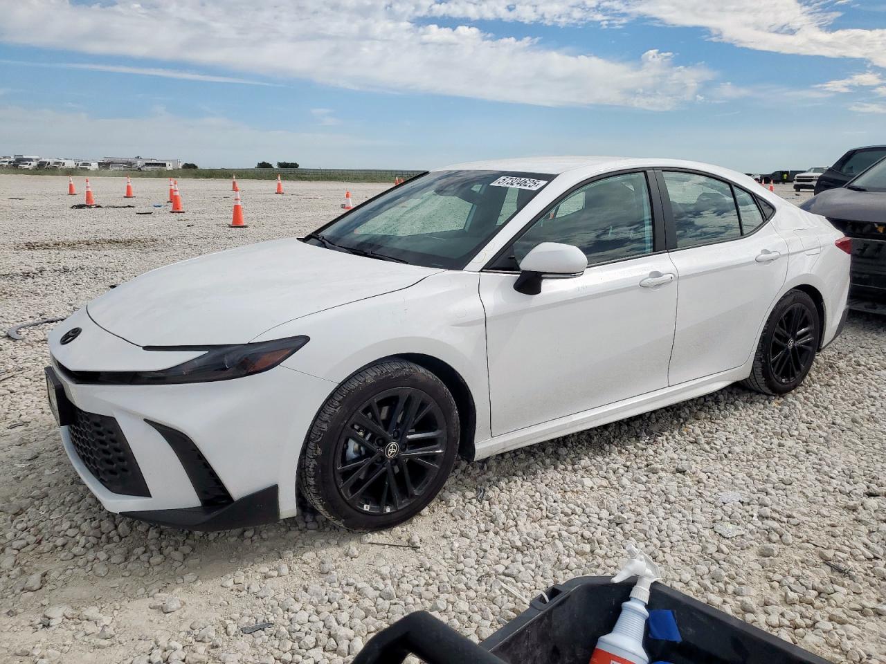 TOYOTA CAMRY XSE