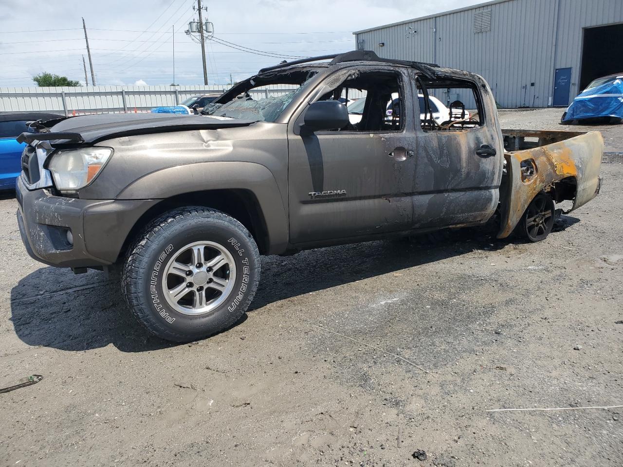 TOYOTA TACOMA DOUBLE CAB